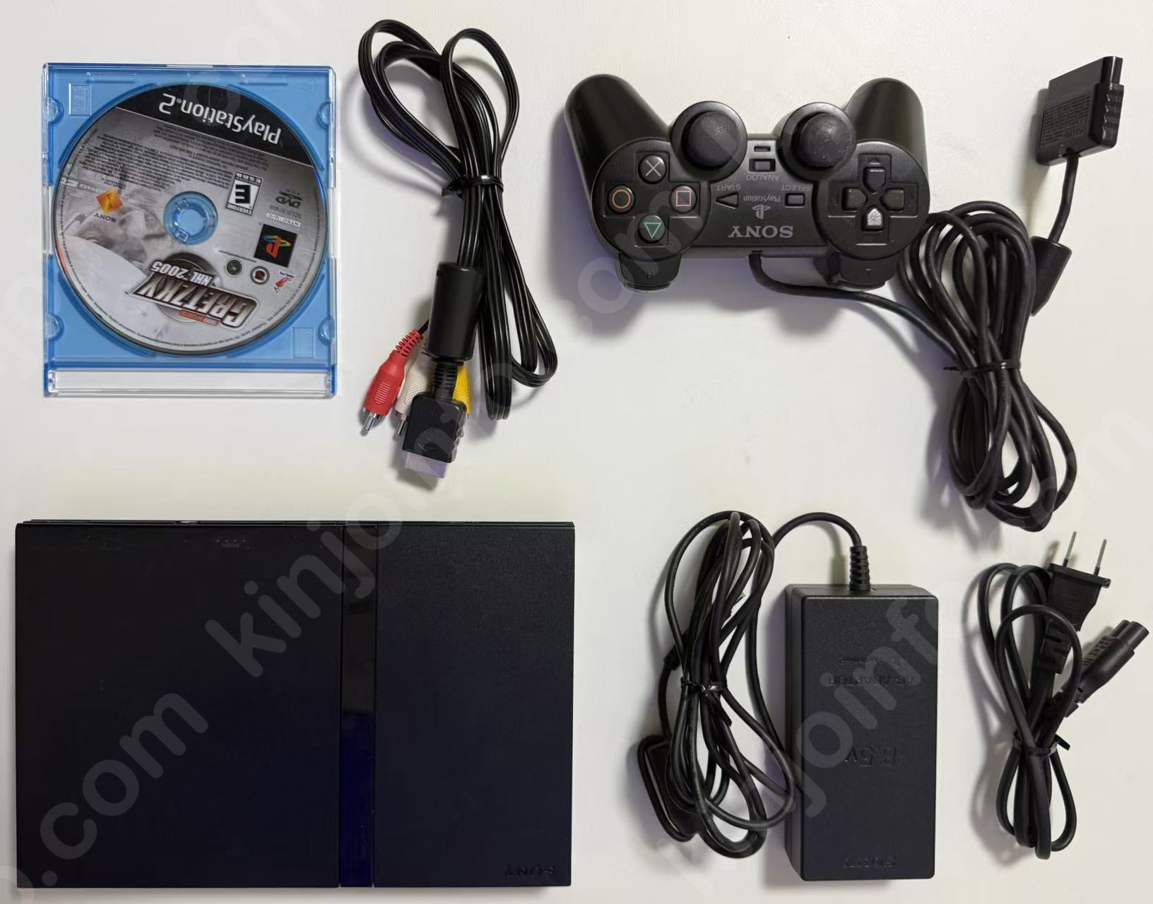 PlayStation 2 Console Model SCPH-70006（プレイステーション2 本体一式 70006）【中古・PS2北米版】