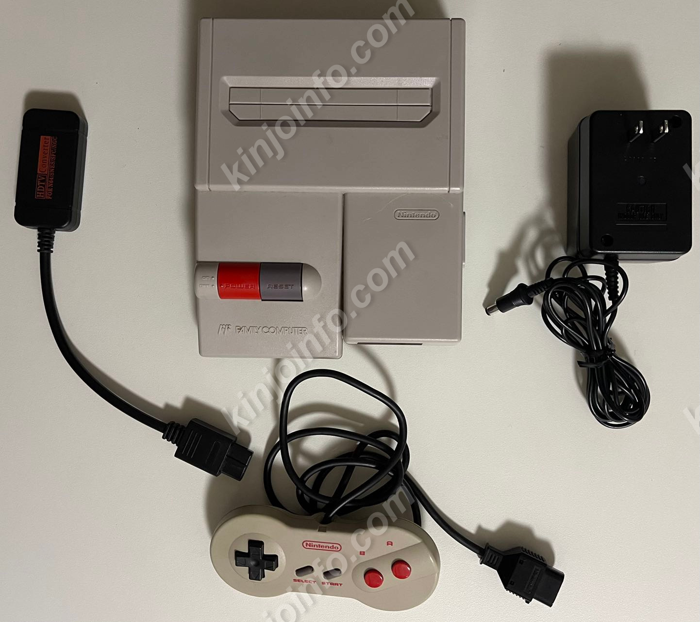 ニューファミコン本体一式（HDMI出力ケーブル付き）【中古・FC日本版】