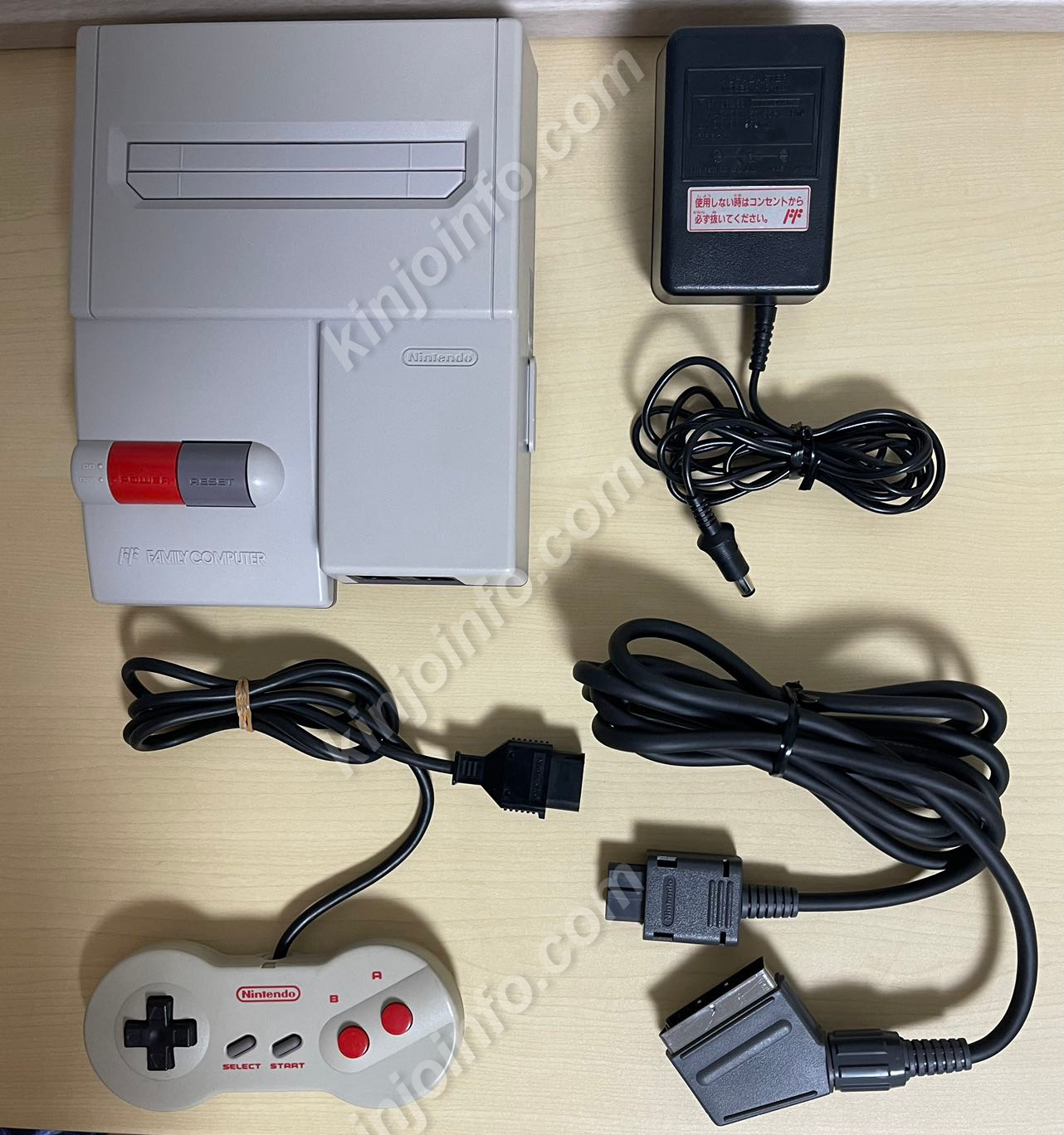 ニューファミコン本体一式（RCA/S/RGB出力可能）【中古美品・FC日本版】