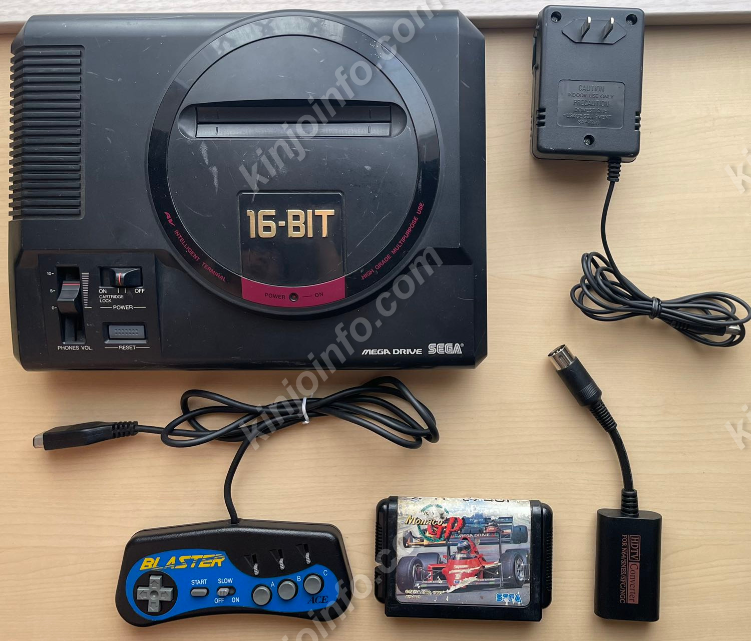 メガドライブ (MEGA DRIVE) 本体一式+HDMIコンバーター【 中古・MD日本版】